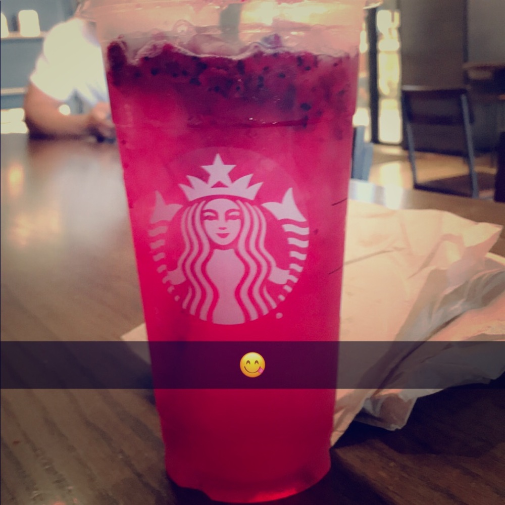 Meet your Posher, Valerie